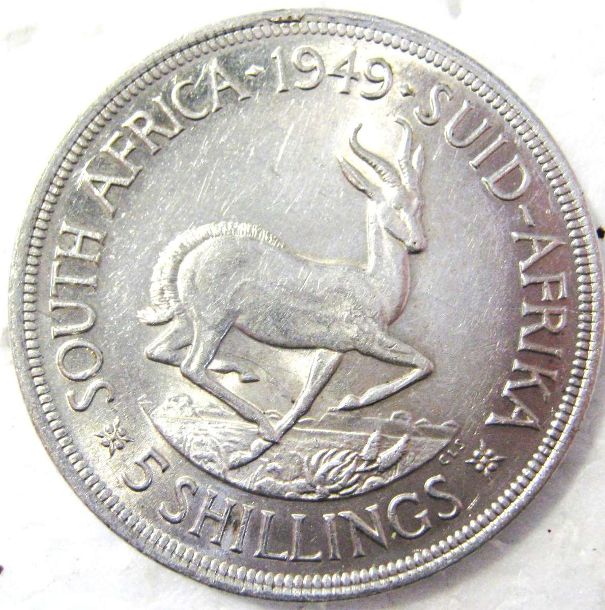 1949 FIVE SHILLINGS (CROWN) 80% SILVER 28.28 GRAMS IN GOOD CIRCULATED CONDITION