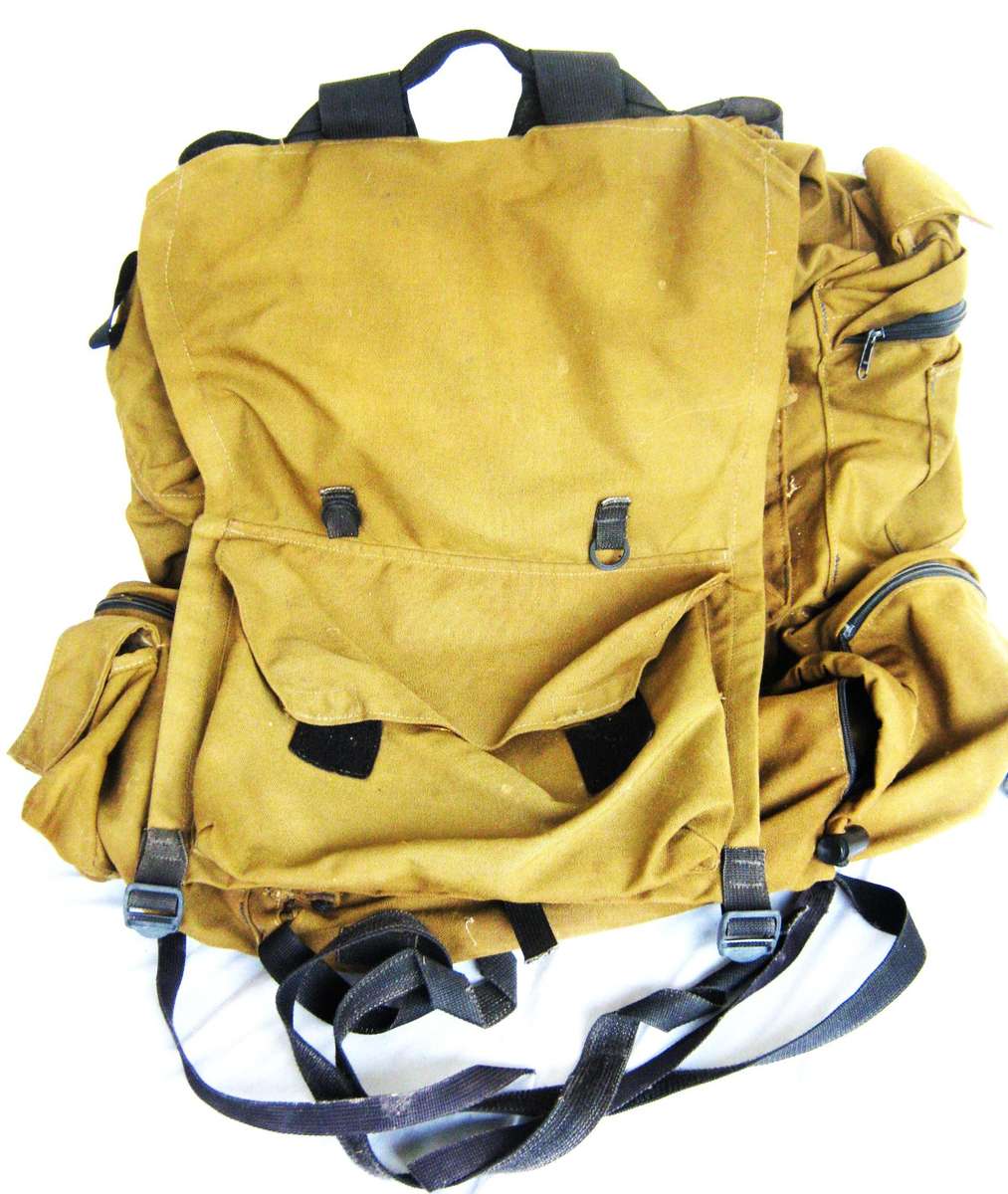 SADF 83 PATTERN RUCKSACK NO H FRAME OTHERWISE ALL ZIPS AND STRAPS IN TACT  IN VERY GOOD CONDITION