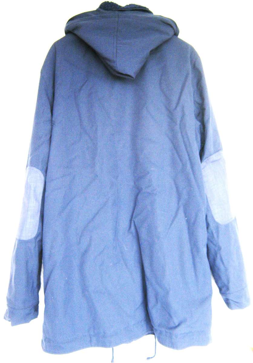 SA NAVY COLD WEATHER JACKET SIZE LARGE IN UNUSED CONDITION. SEE DIMENTIONS BELOW