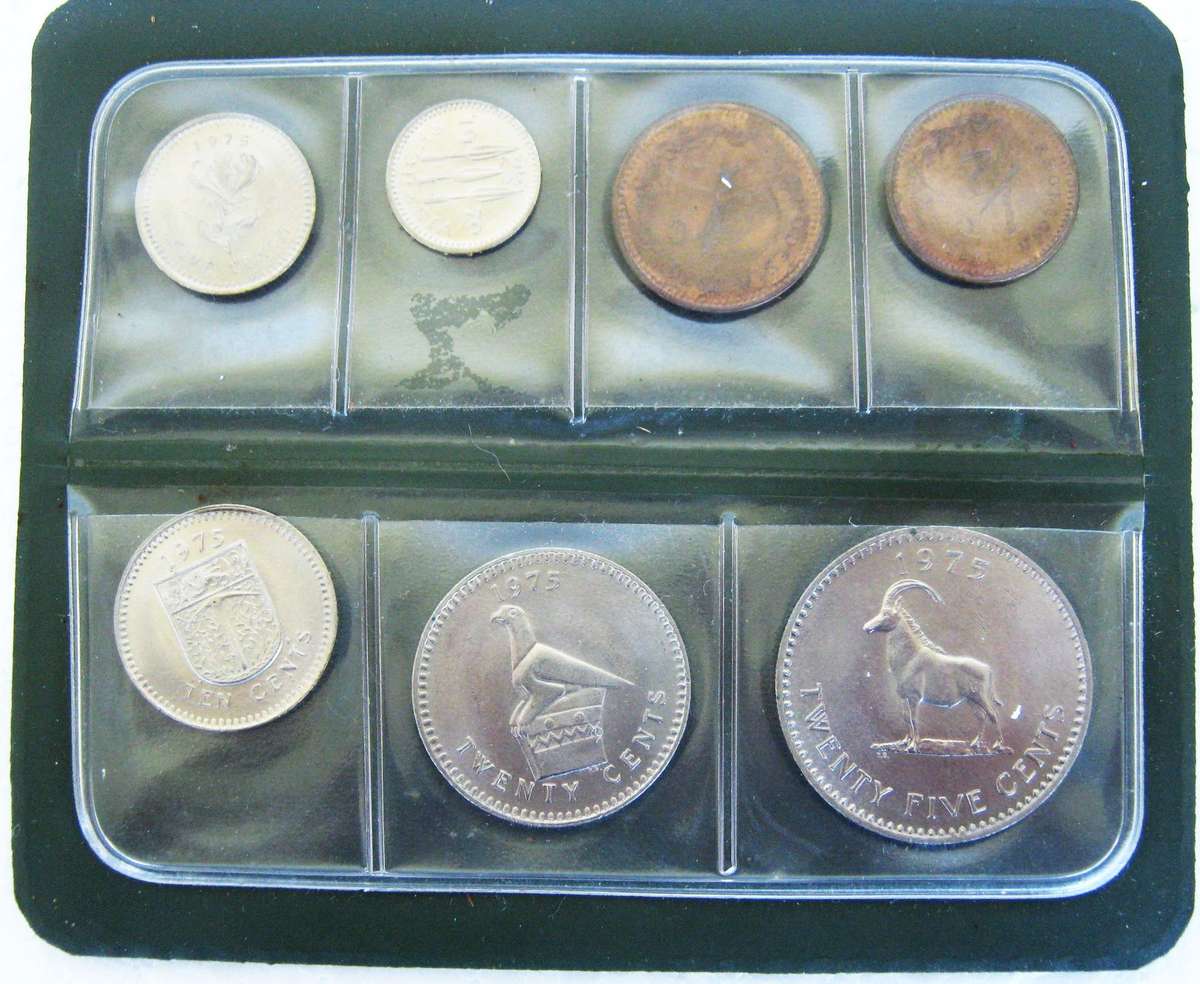 RHODESIAN UNCIRCULATED COIN SET 1970's IN GREEN FOLDER