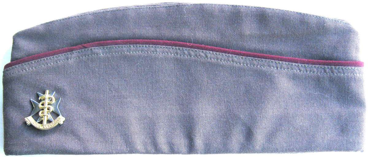 MEDIC SIDE CAP WITH BADGE SIZE 58 IN VERY GOOD CONDITION