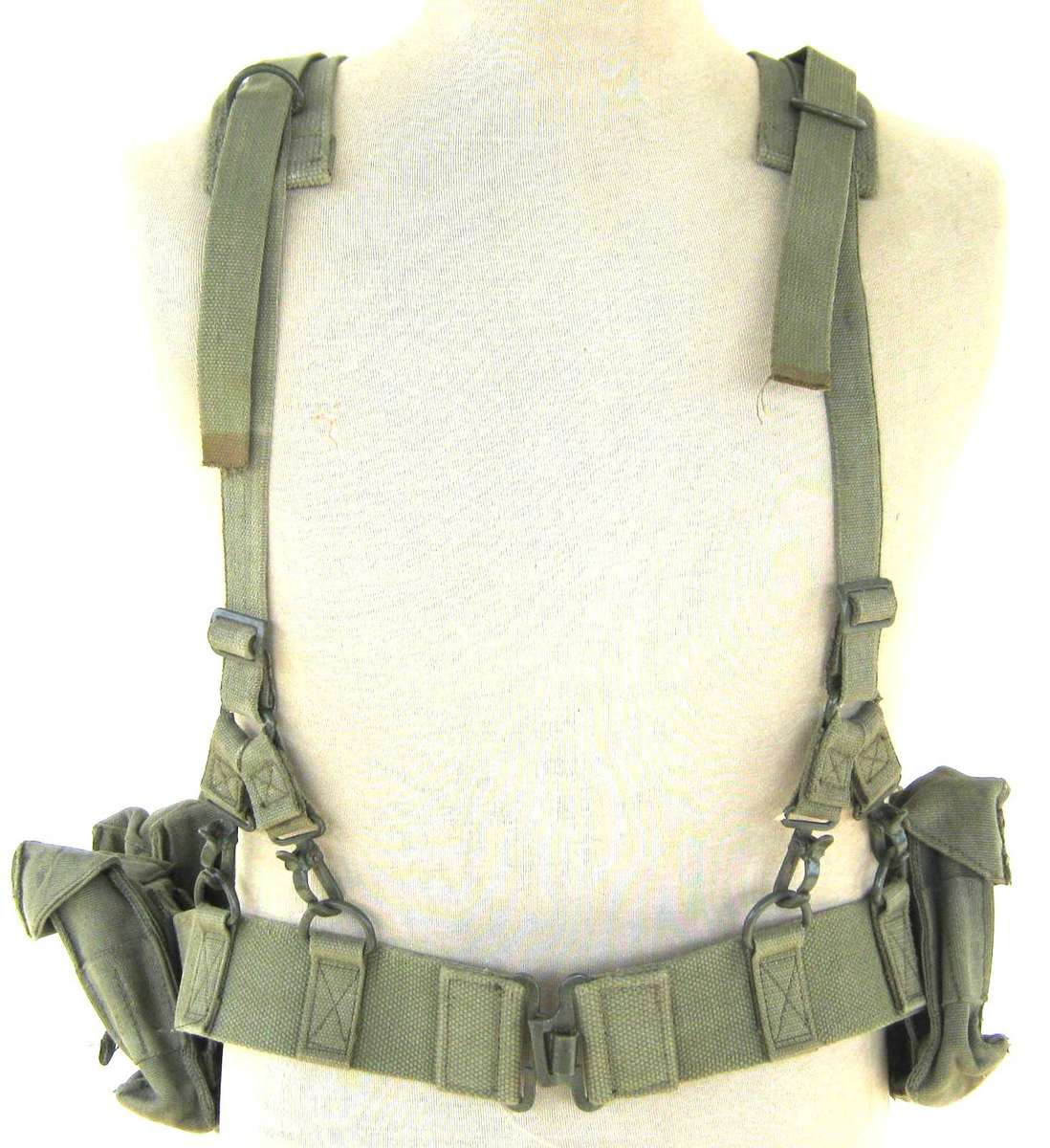 SADF 74 PATTERN WEBBING WITH YOKE, KIDNEY POUCHES AND TWO R4 AMMO POUCHES IN GOOD CONDITION