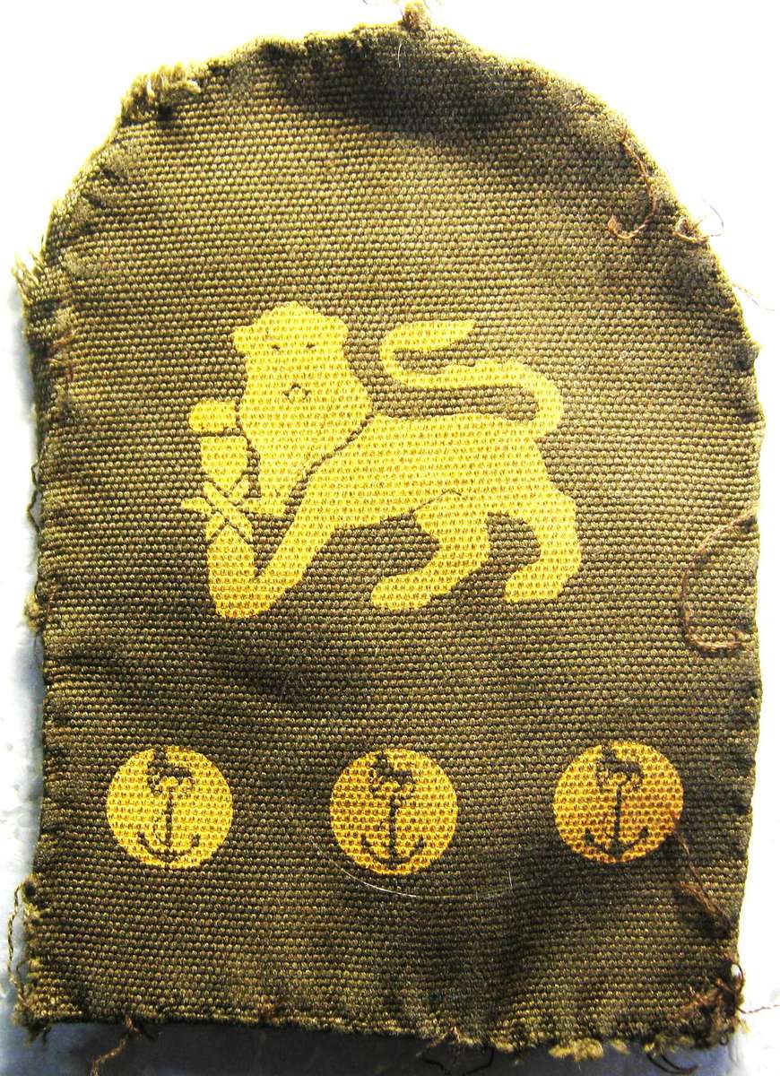 OLD S.A. NAVY MARINES CHIEF PETTY OFFICER PRINTED BADGE IN USED CONDITION