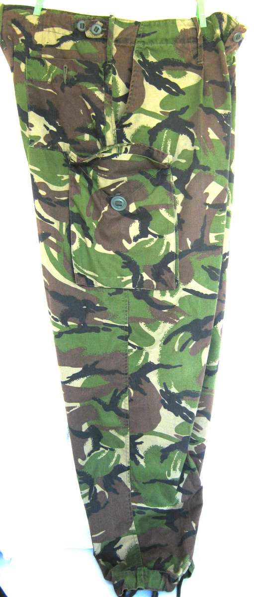 GENUINE WOODLANDS DPM COMBAT PANTS SIZE 40 IN GOOD CONDITION - ZIP & BUTTONS INTACT DIMENSIONS BELOW