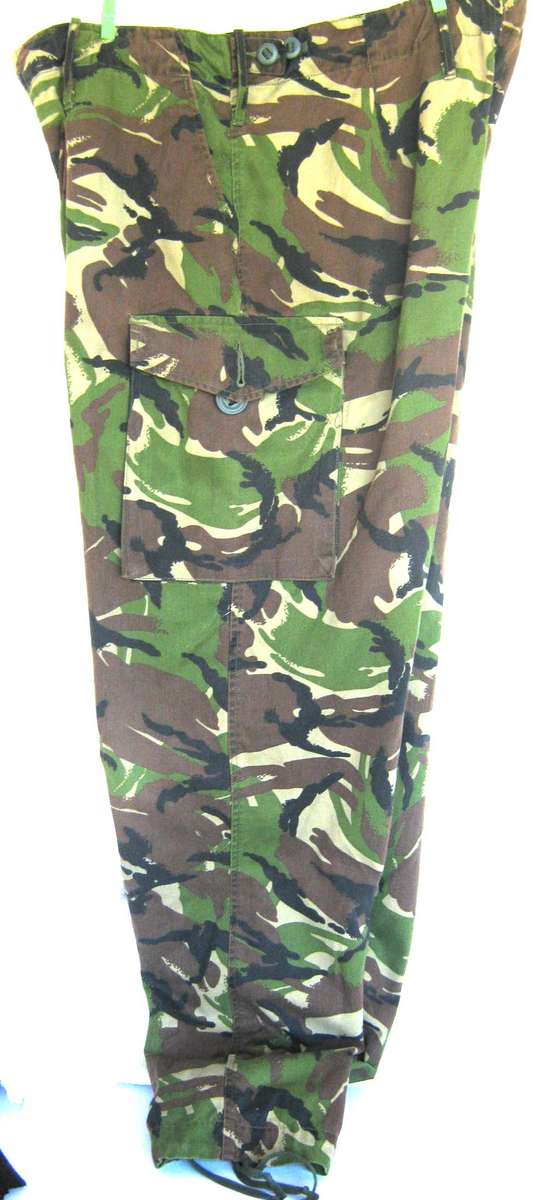 GENUINE WOODLANDS DPM COMBAT PANTS SIZE 40 IN GOOD CONDITION - ZIP & BUTTONS INTACT DIMENSIONS BELOW