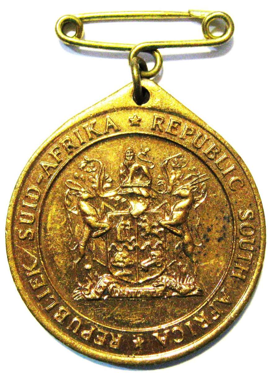 S.A. REPUBLIC DAY CELEBRATION MEDALLION 31/5/6 IN VERY GOOD USED CONDITION