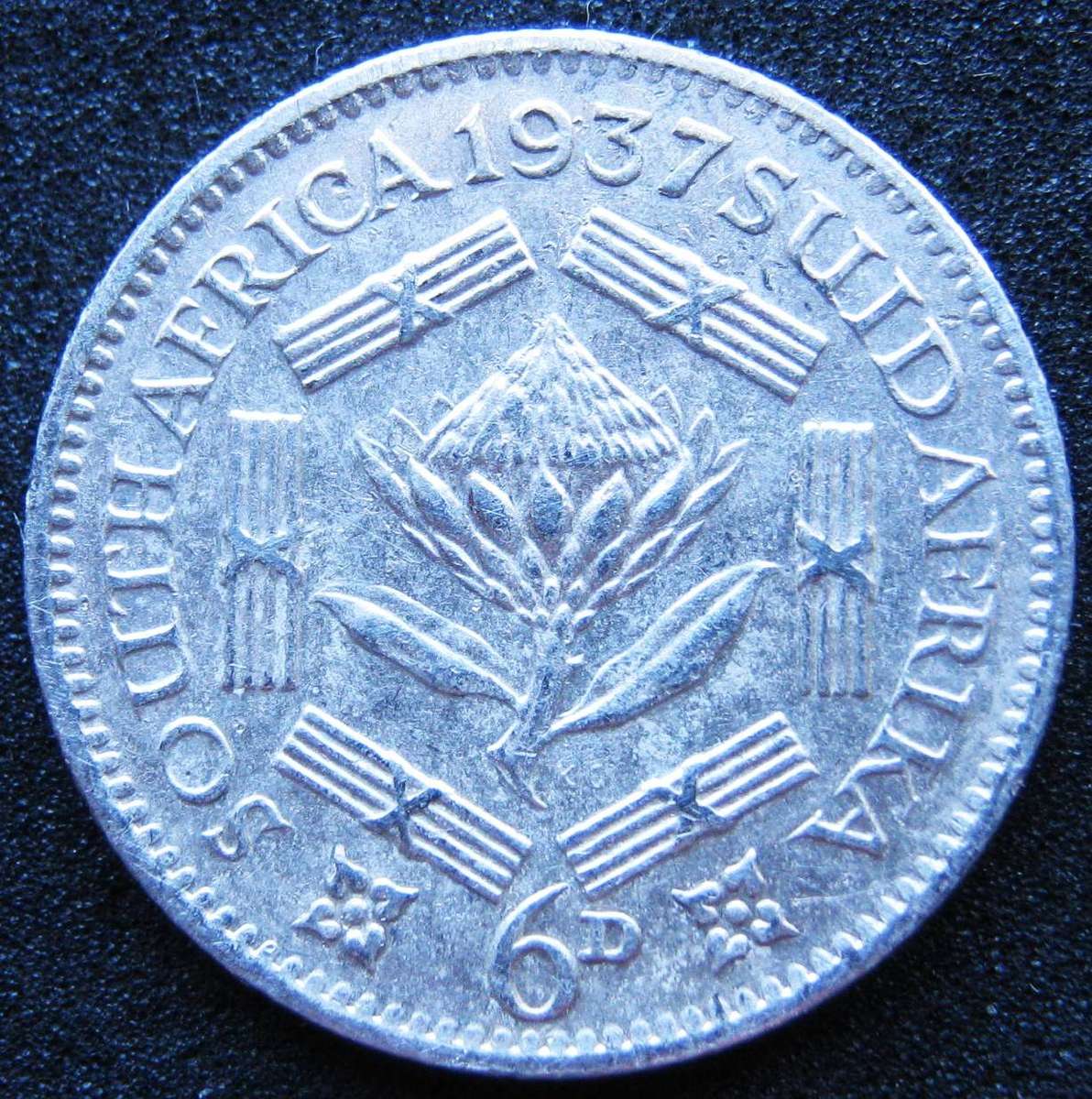 1937 S.A. SIX PENCE IN A  CIRCULATED CONDITION 3 GRAMS 80% SILVER