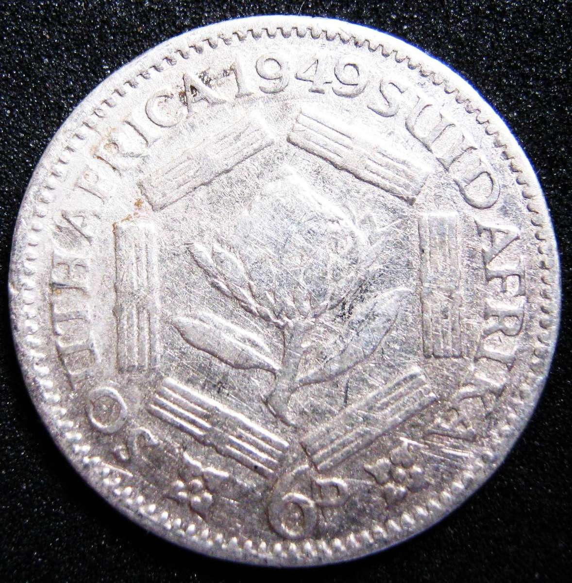 1949 S.A. SIXPENCE IN A  CIRCULATED CONDITION 3 GRAMS 80% SILVER