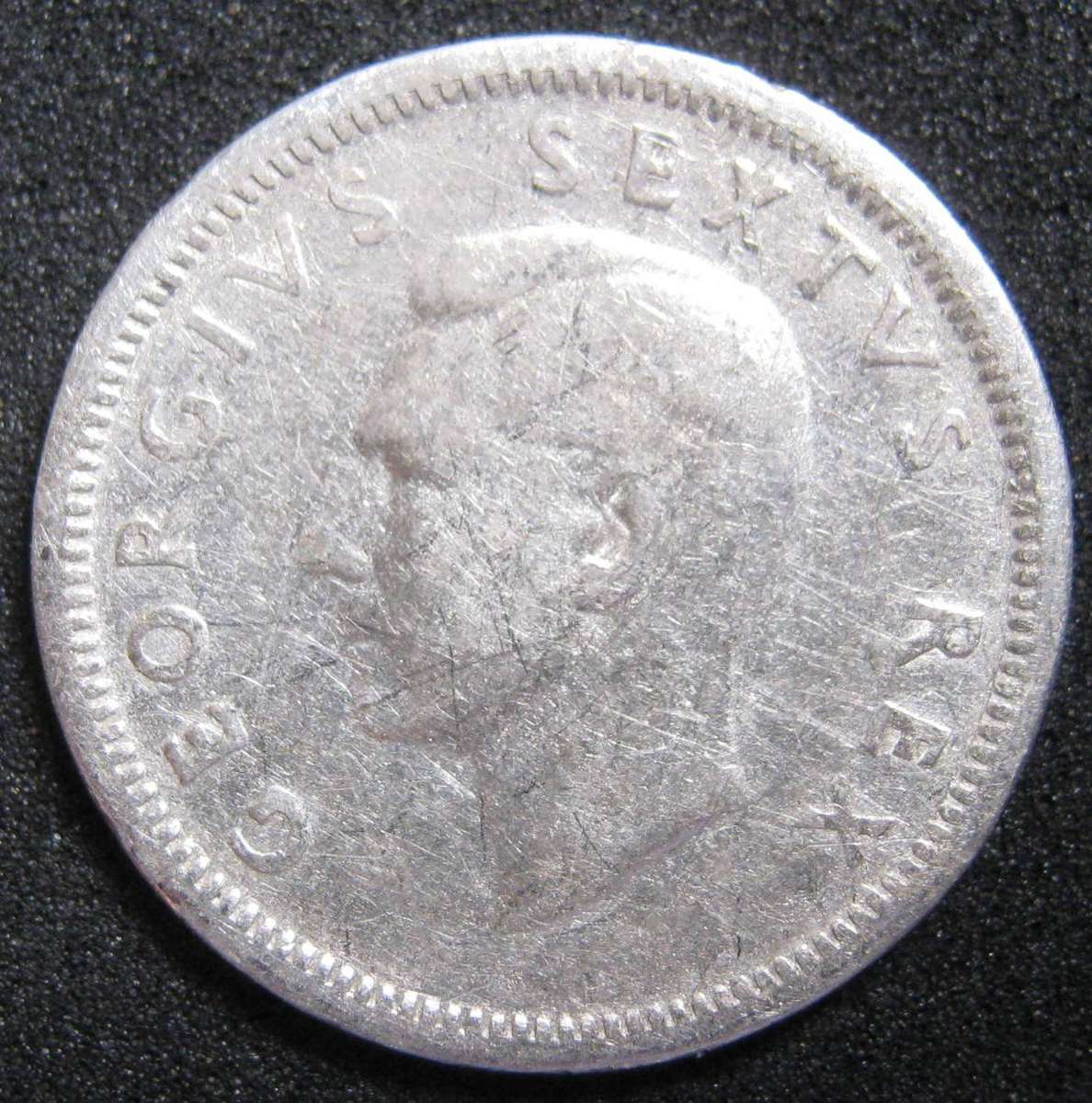 1949 S.A. SIXPENCE IN A  CIRCULATED CONDITION 3 GRAMS 80% SILVER