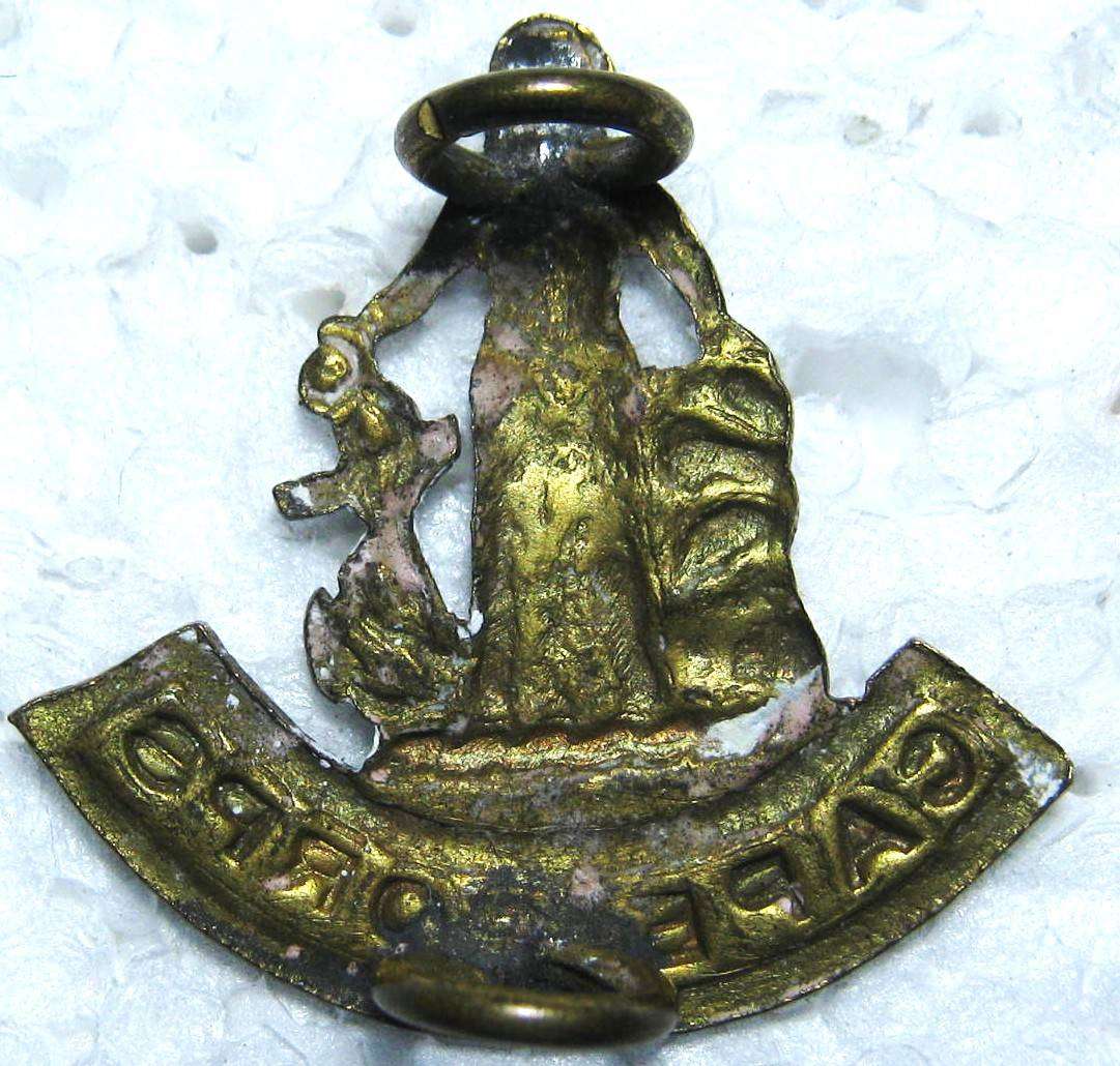 WW2 CAPE CORPS BLACK CAP BADGE WORN 1940 - 1945 WITH LUGS IN GOOD CONDITION