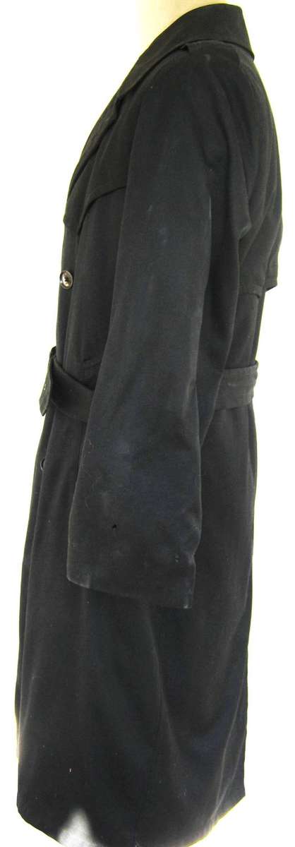 S.A. NAVY "BURBERRY" SIZE L - SMALL HOLE AT BOTTOM OF LEFT HAND SLEEVE - DIMENSIONS BELOW