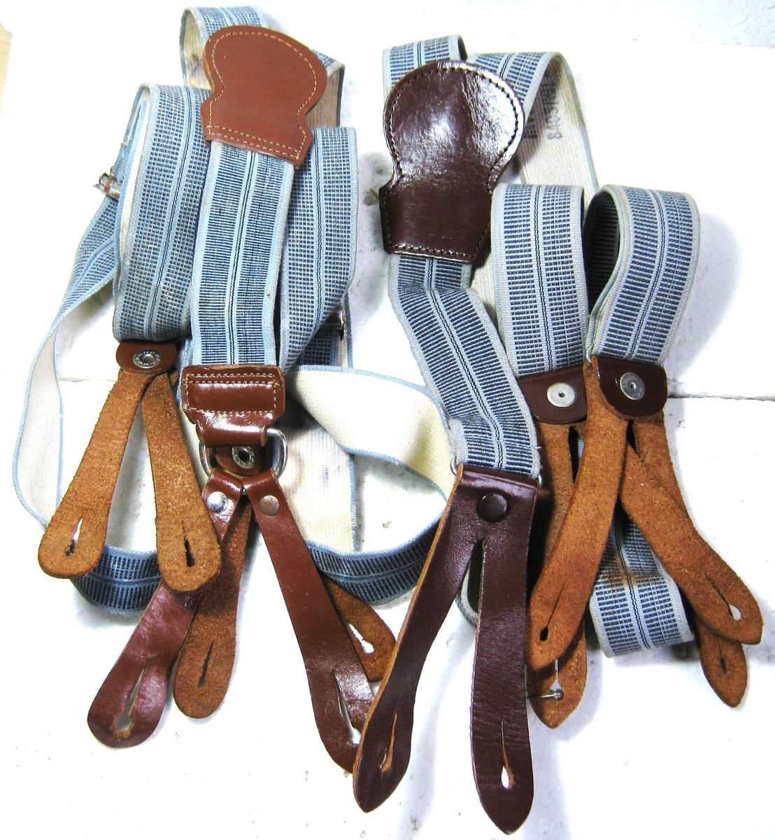 SADF 2 PAIRS 64 PATTERN ARMY BRACES/KRUISBANDE IN GOOD USED CONDITION