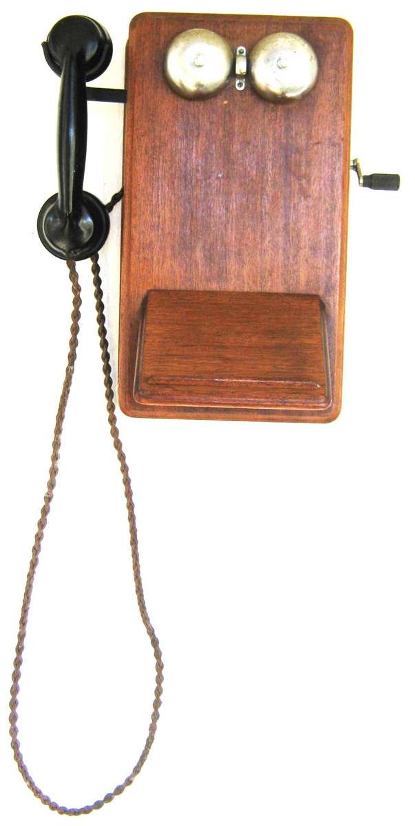 ANTIQUE ERICSSON WOODEN CRANK HANDLE WALL MOUNTED TELEPHONE IN VERY GOOD CONDITION