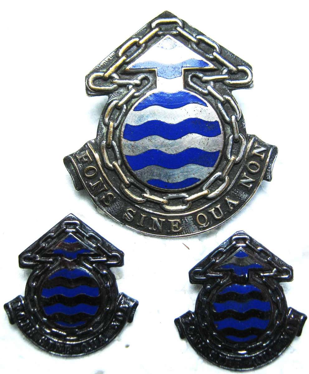 SADF ORDINANCE SERVICES CORPS CAP AND COLLAR SET WITH LUGS AND PINS IN GOOD CONDITION