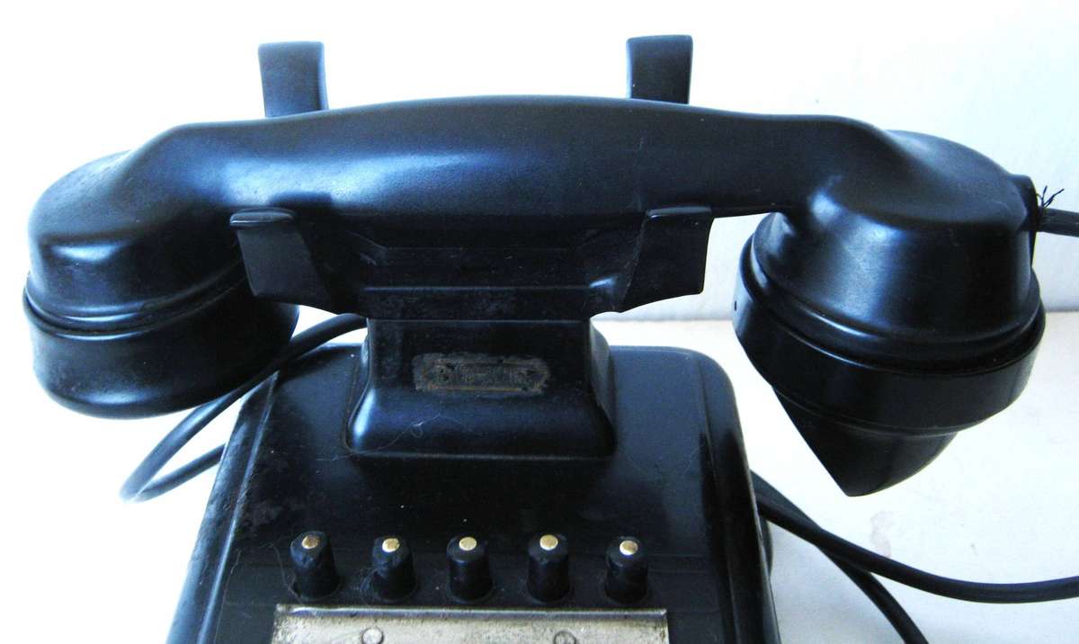 VINTAGE SIEMENS INTERNAL PUSH BUTTON EXTENSION SET TELEPHONE IN VERY GOOD CONDITION