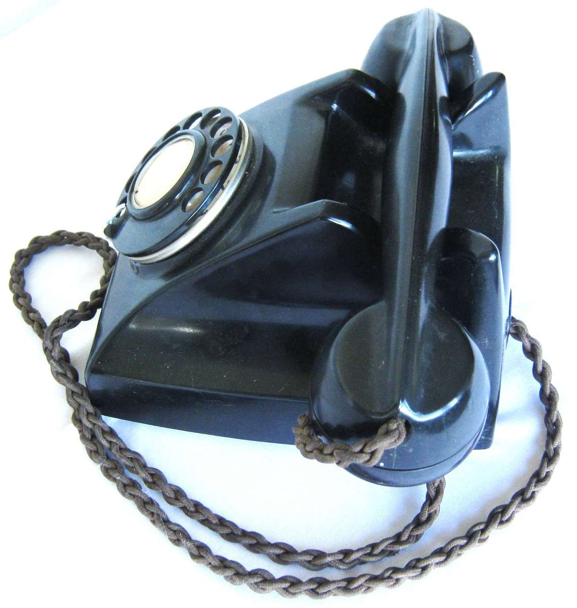 VINTAGE DIAL TELEPHONE WITH TR ON HANDSET - NO CRACKS OR CHIPS IN GOOD USED CONDITION