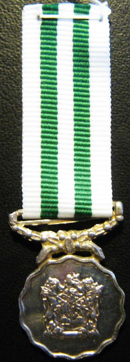SADF 20 YEAR MINIATURE SILVER GOOD SERVICE MEDAL IN VERY GOOD CONDITION