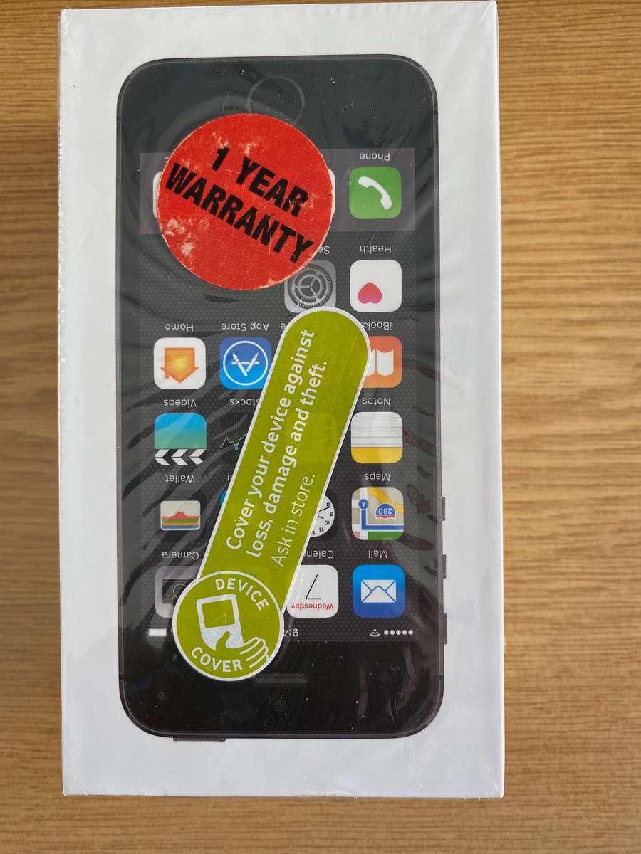 iPhone 5s 16GB Mobile Phone, Brand New in Original Box, Never Used