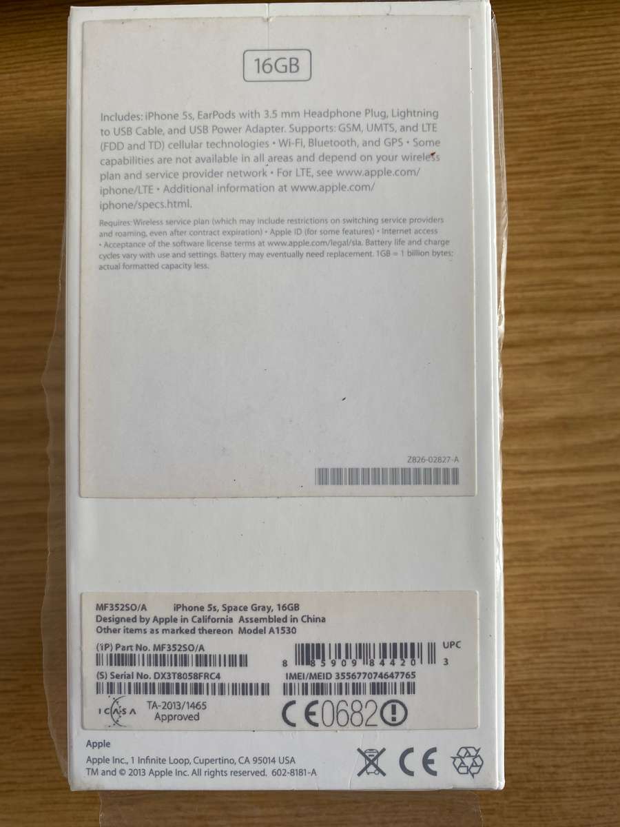 iPhone 5s 16GB Mobile Phone, Brand New in Original Box, Never Used