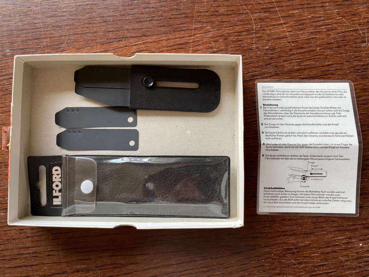 Film Retriever , Film Picker of 35mm cassette film