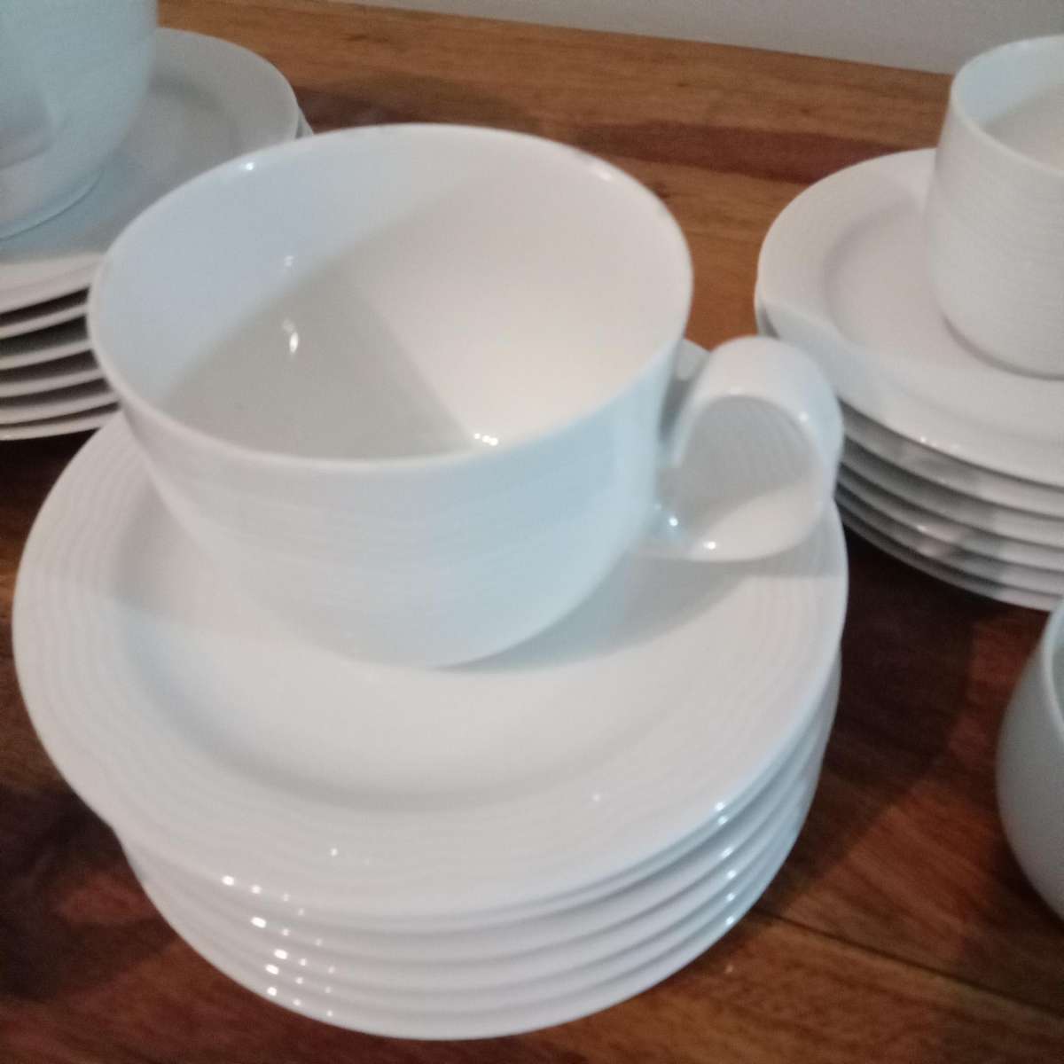 ARZBERG PORCELAIN CERAMICS