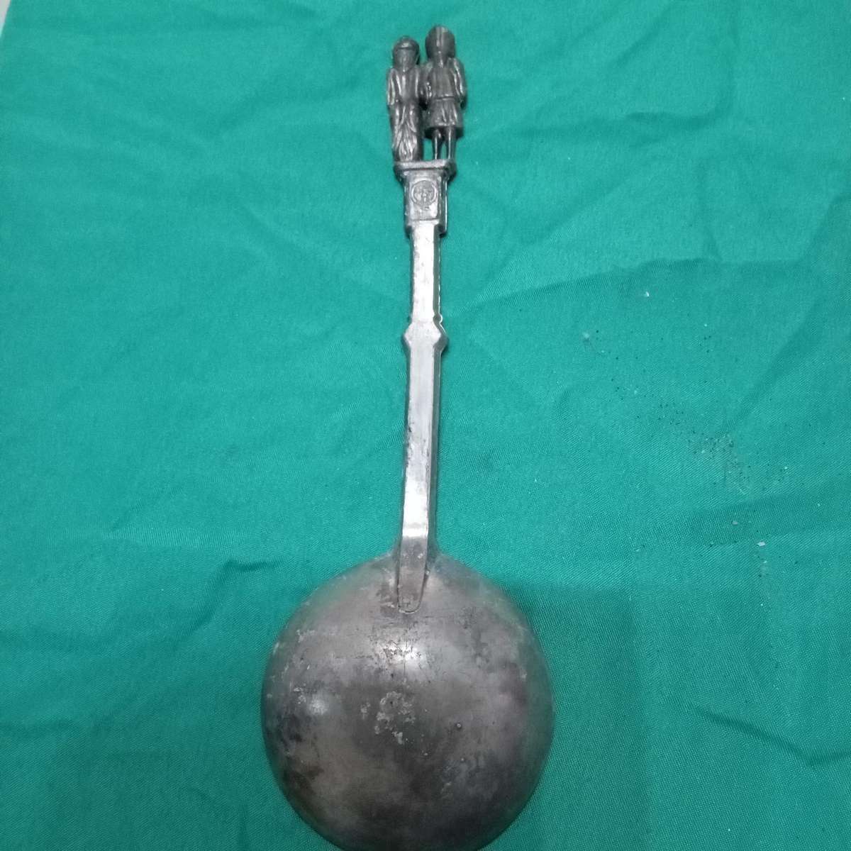 PEWTER AND BRASS MIX