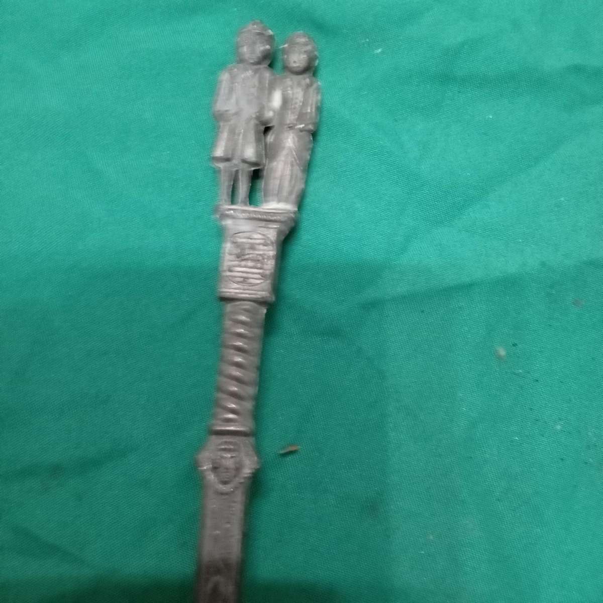 PEWTER AND BRASS MIX