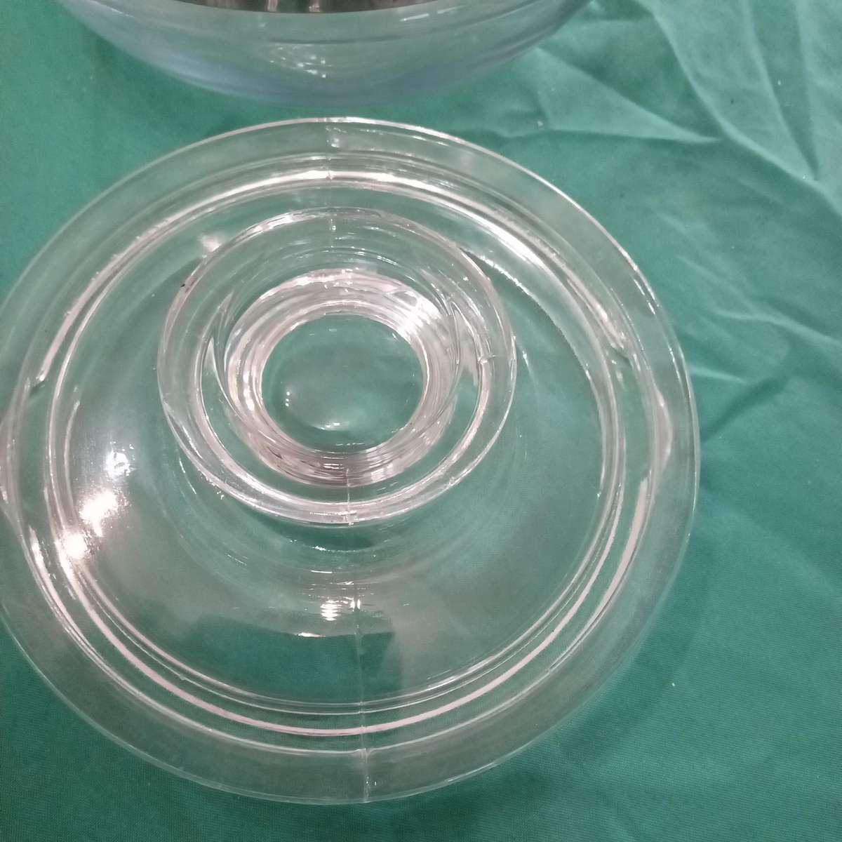 CORNINGWARE AND PYREX WARE