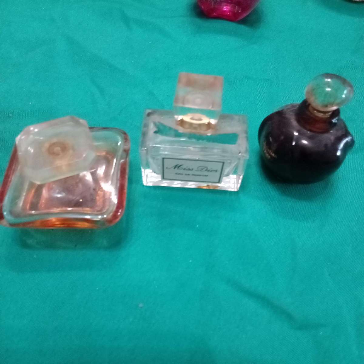 VINTAGE MINITURE PERFUME BOTTLES