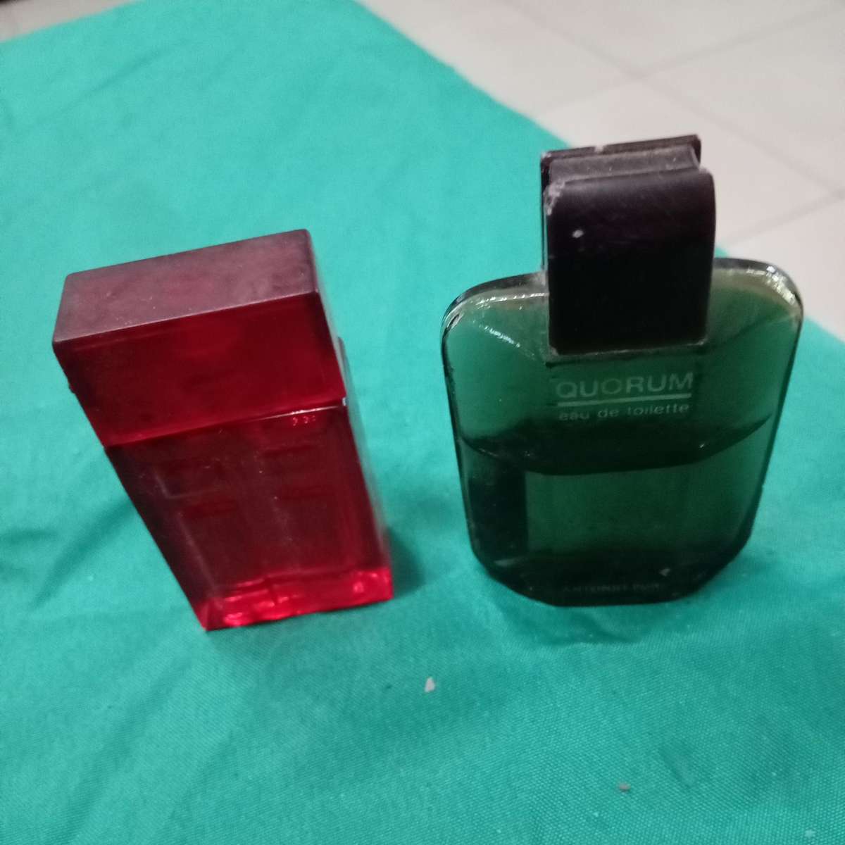 VINTAGE MINITURE PERFUME BOTTLES