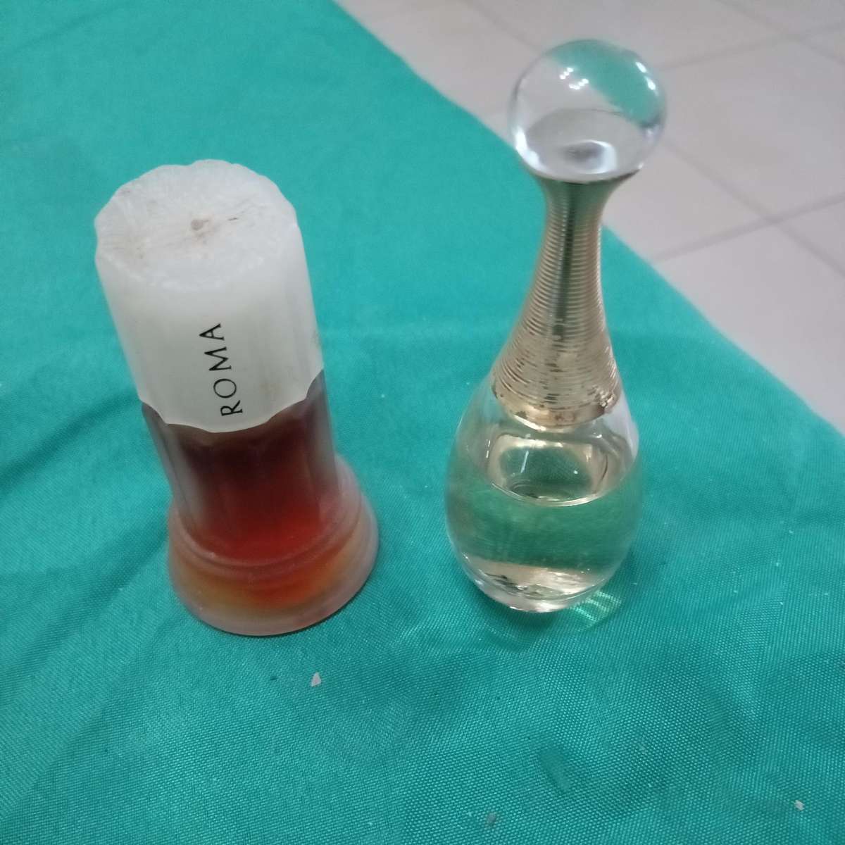 VINTAGE MINITURE PERFUME BOTTLES