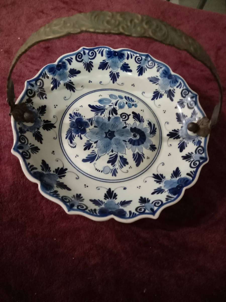 VINTAGE SWEET DISH