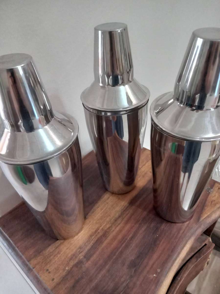 BUNDLE OF 3 COCKTAIL SHAKERS