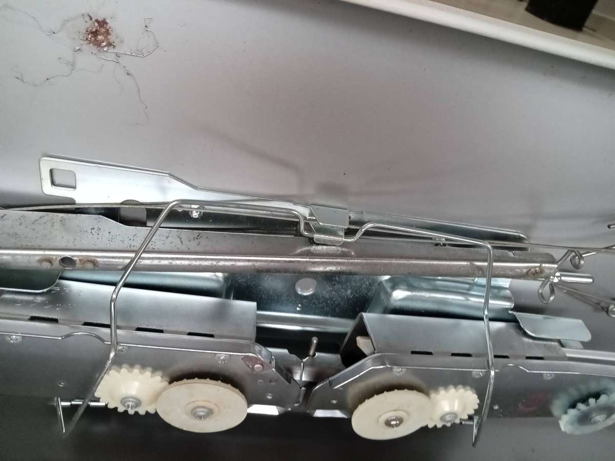 EMPISAL KNITTING MACHINE