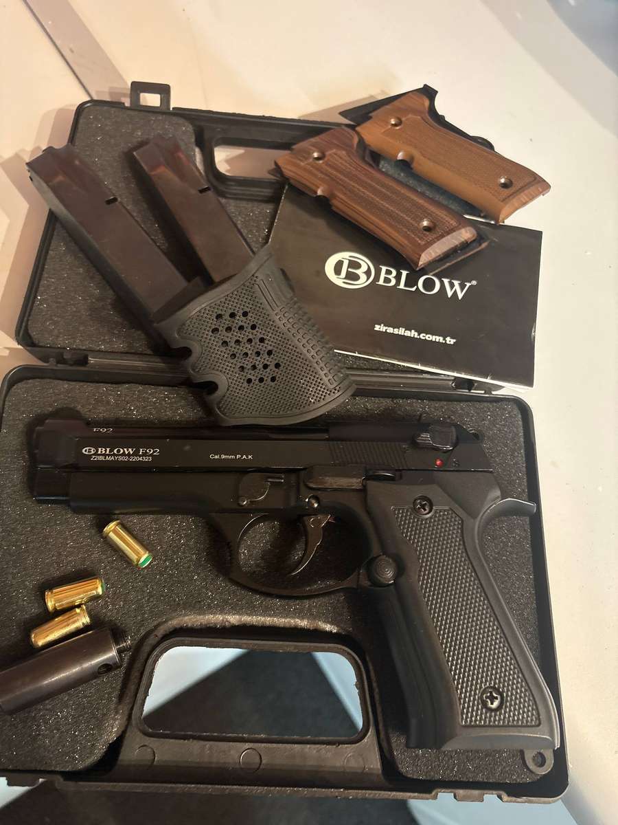 Blow F92 Blank Gun Black