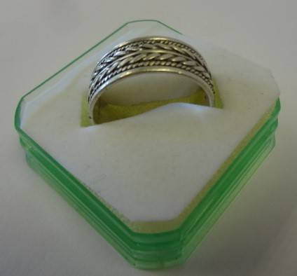 925 Sterling Silver men's ring / weight 6.6g size" Z" as per photo