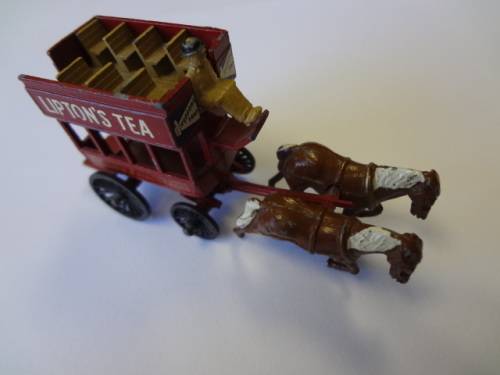 Lesney Lipton`s Tea model horse and cart made in England - as per photo