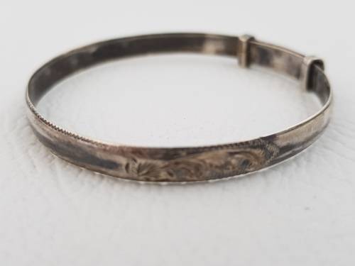 925 Sterling Silver Kiddies Bangle weight 9g as per photo