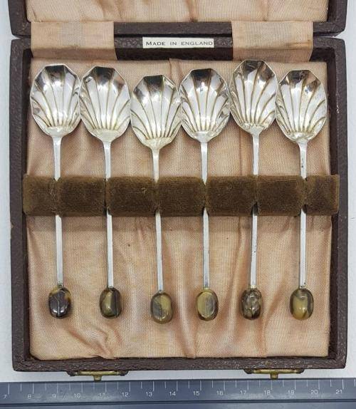 Art Deco Set of 6 Coffee Bean Teaspoons in Original Box as per photo