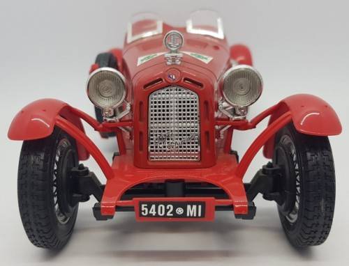 1931 Bburago Alfa Romeo 2300 Monza scale 1:18 model car as per photo