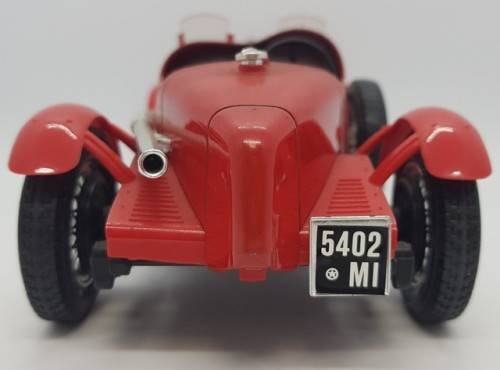 1931 Bburago Alfa Romeo 2300 Monza scale 1:18 model car as per photo