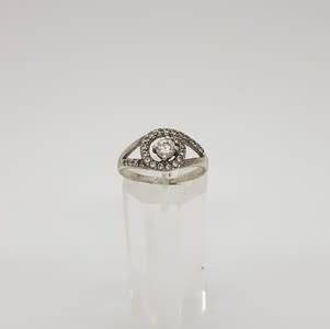 925 Sterling Silver Ring Size N Weight 2.3g as per photo