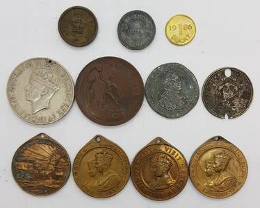 Lot of 11 Medallions and Tokens - as per scan