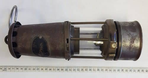 Victor Kent - Wolf safety mining lamp - as per photo
