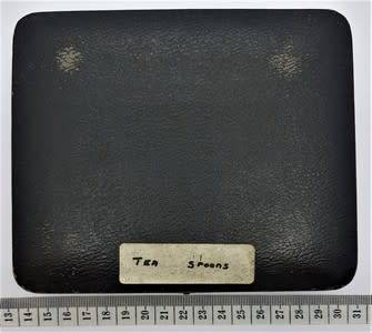 Set of 6 Hallmark Silver spoons in box weight 51,6g - as per photo