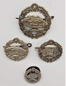 WWII Tank Corp SA Beret badge,  pair of shoulder titles and buttonhole badge - as per photo