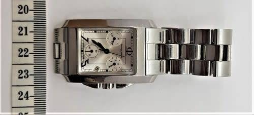 Baume and Mercier Geneve Swiss made Chronograph Men`s Watch as per photo