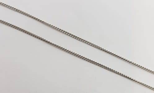 925 Sterling Silver Chain with pendant weight 2.9g as per photo