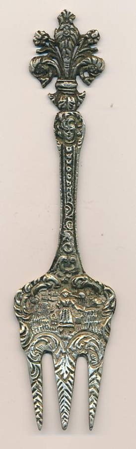 Italian pickle fork as per scan
