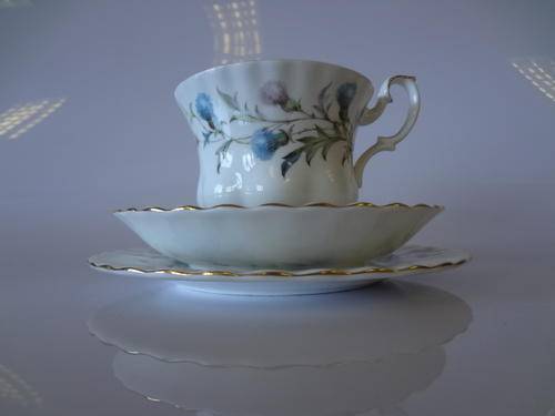 Royal Albert Trio set as per scan